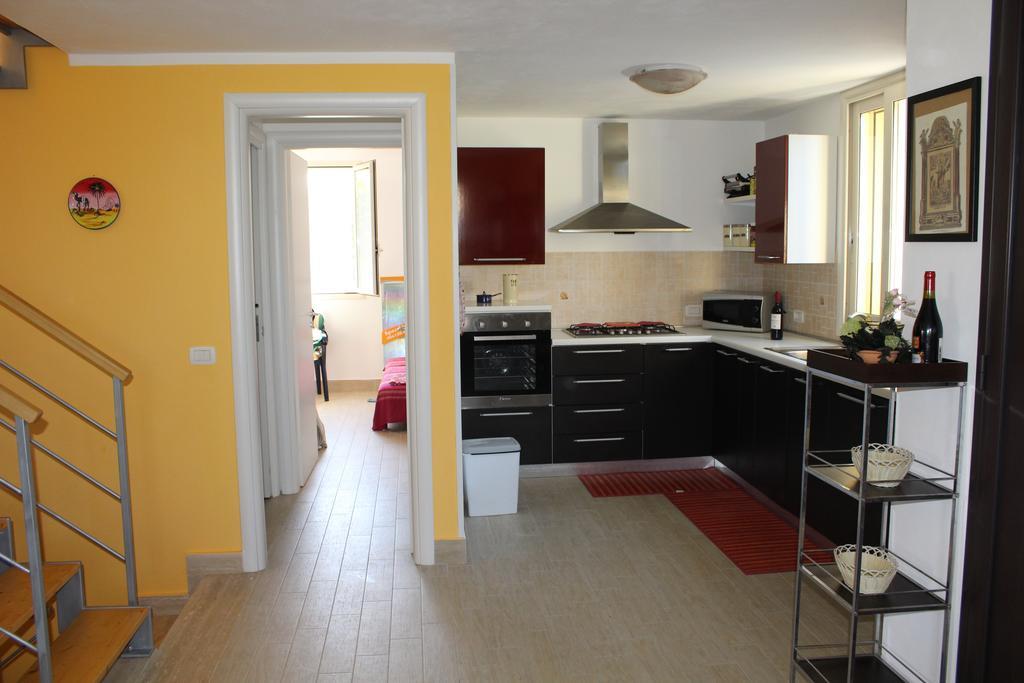 קמפופליצ'ה די רוצ'לה Casa Vacanze Roccella Beach מראה חיצוני תמונה