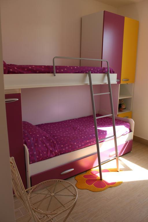 קמפופליצ'ה די רוצ'לה Casa Vacanze Roccella Beach מראה חיצוני תמונה