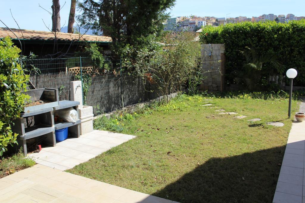 קמפופליצ'ה די רוצ'לה Casa Vacanze Roccella Beach מראה חיצוני תמונה