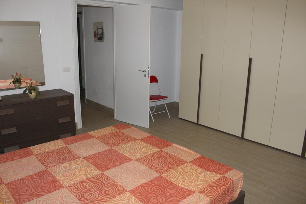 קמפופליצ'ה די רוצ'לה Casa Vacanze Roccella Beach מראה חיצוני תמונה
