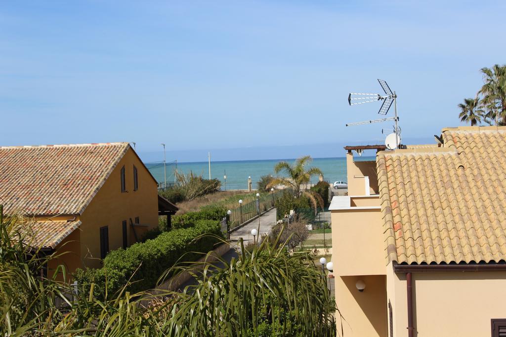 קמפופליצ'ה די רוצ'לה Casa Vacanze Roccella Beach מראה חיצוני תמונה